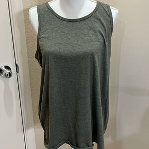 Torrid classic fit tank top